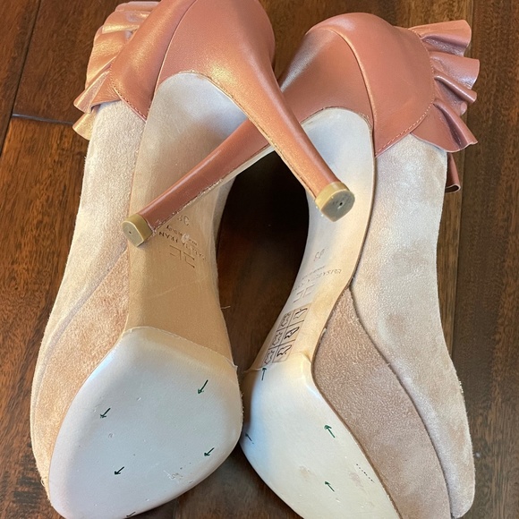 Never Worn Heels by Italian Designer Elisabetta Franchi - Picture 5 of 7